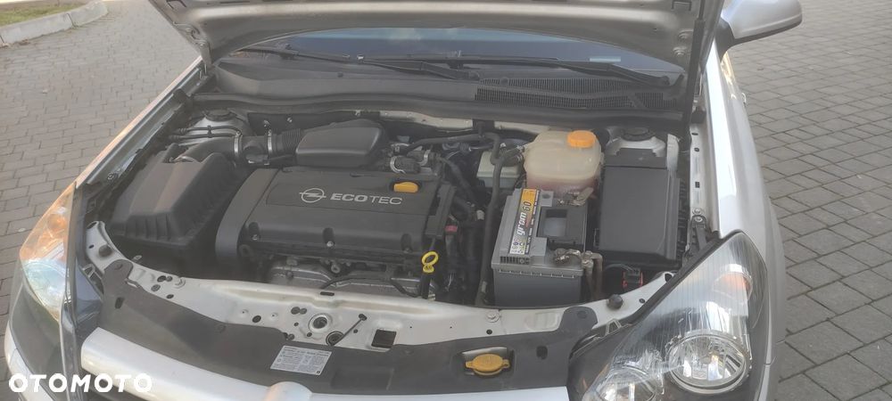 Opel Astra 1.6 Enjoy - 11