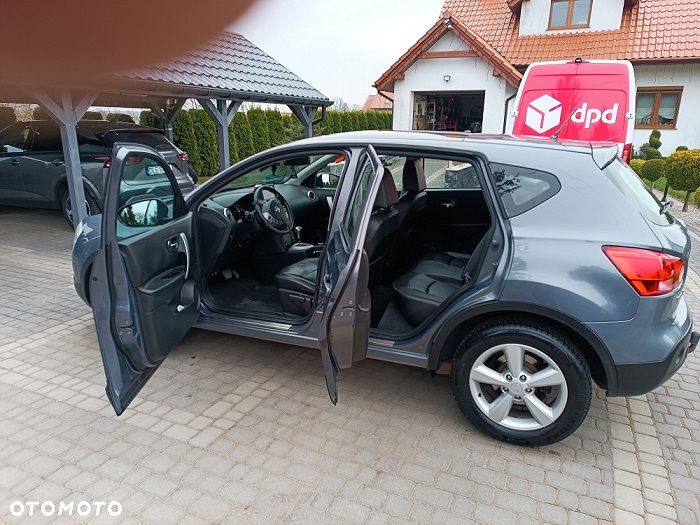 Nissan Qashqai 2.0 dCi 4x4 Tekna Premium - 2