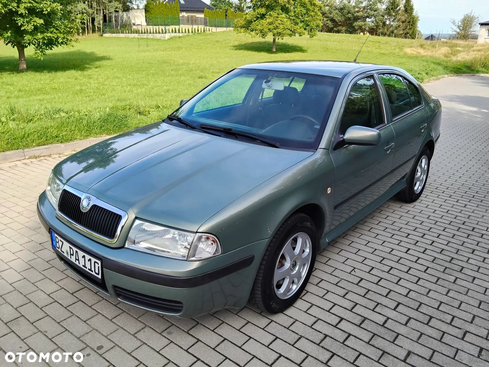 Skoda Octavia 1.8 T Elegance - 10