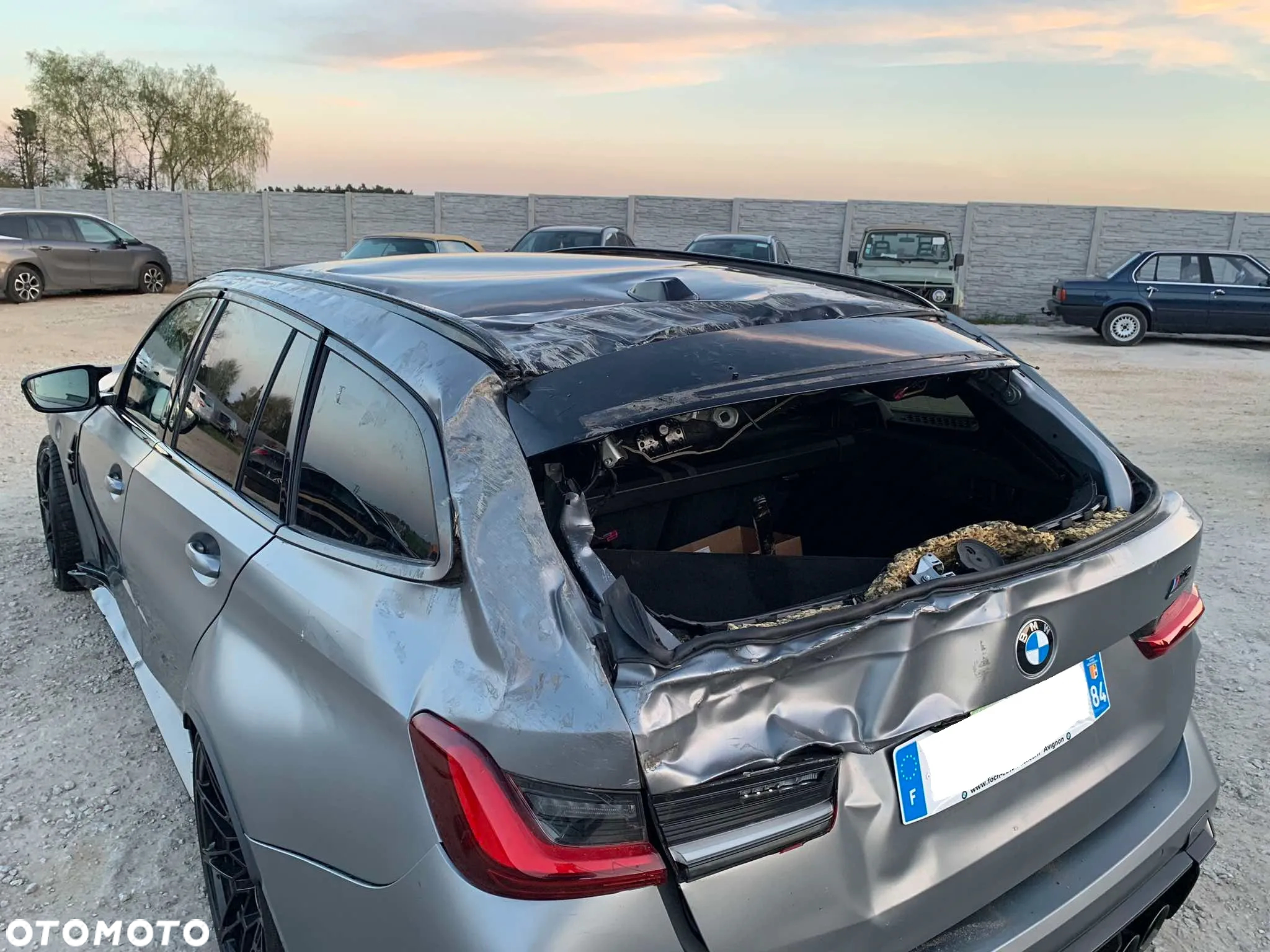 BMW M3 Competition Touring M xDrive - 33