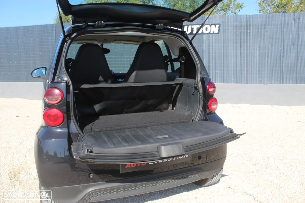 Smart ForTwo Coupé 1.0 mhd Pure 61 Softouch - 12