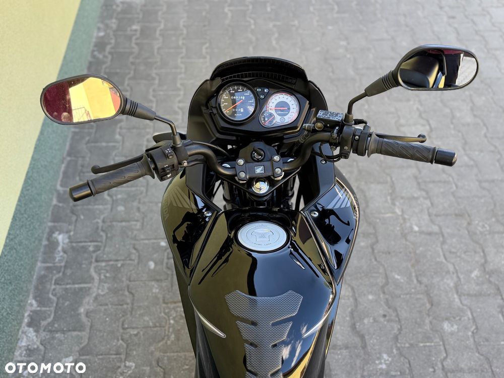 Honda CBF - 19