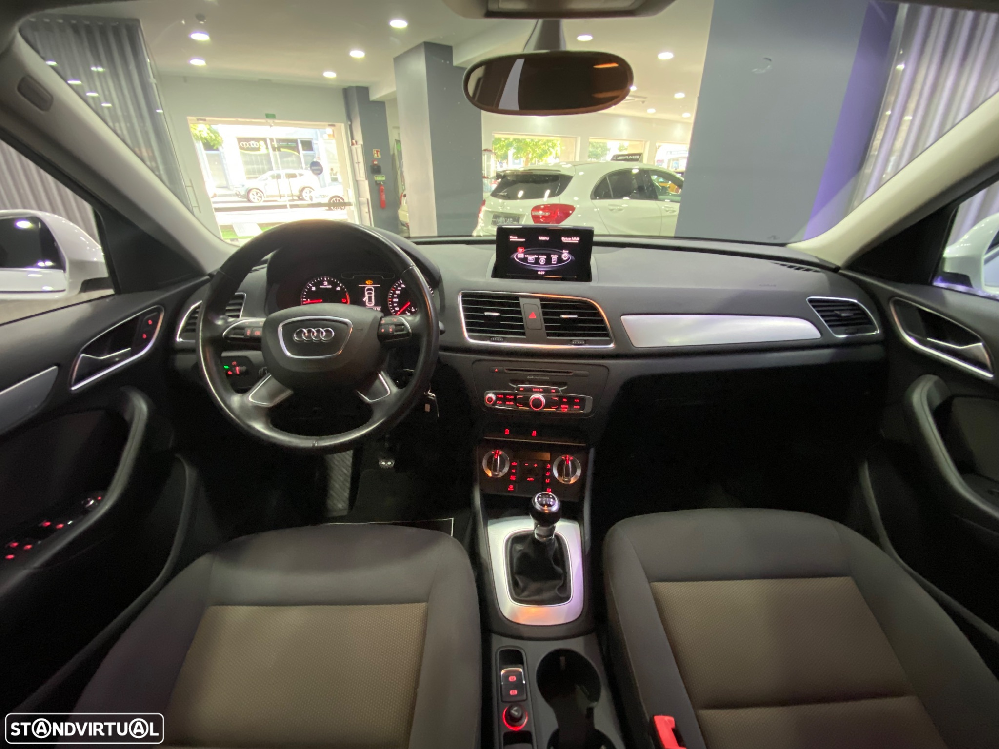 Audi Q3 2.0 TDI Ambition - 24