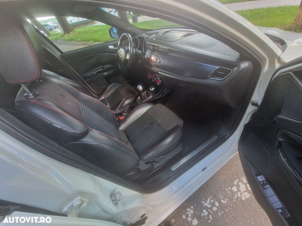 ALFA ROMEO Giulietta 2011 — imagine 14