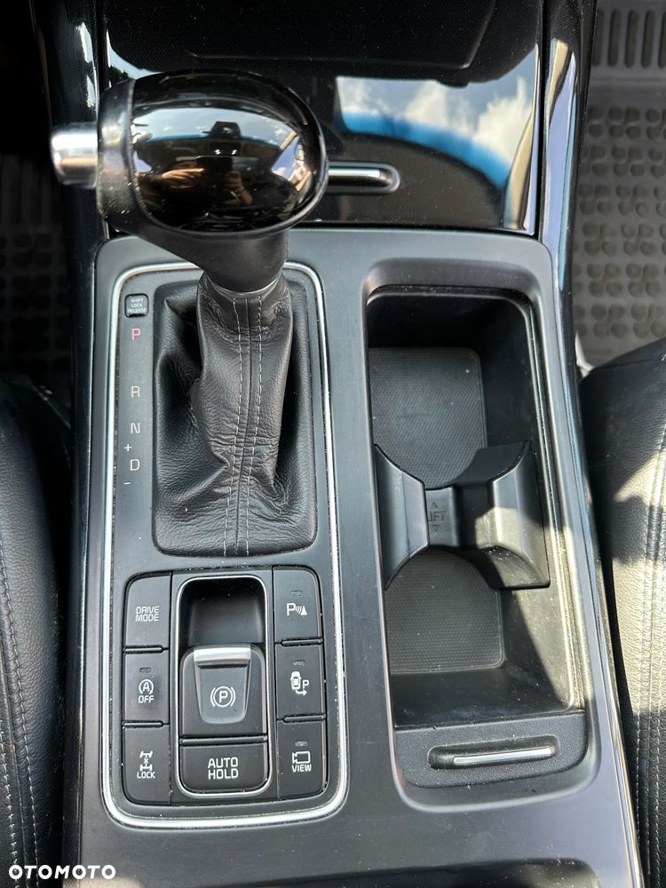 Kia Sorento 2.0 CRDI XL - 3