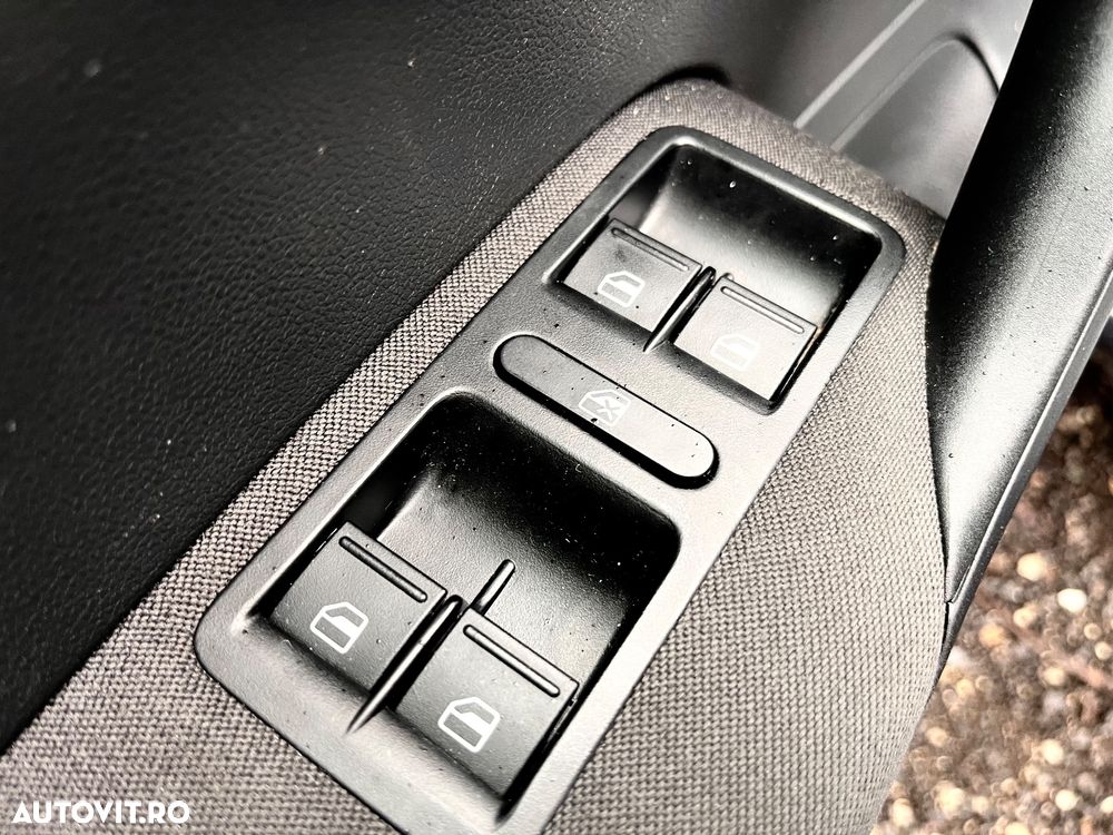 Volkswagen Polo 1.6 TDI DSG Life - 15