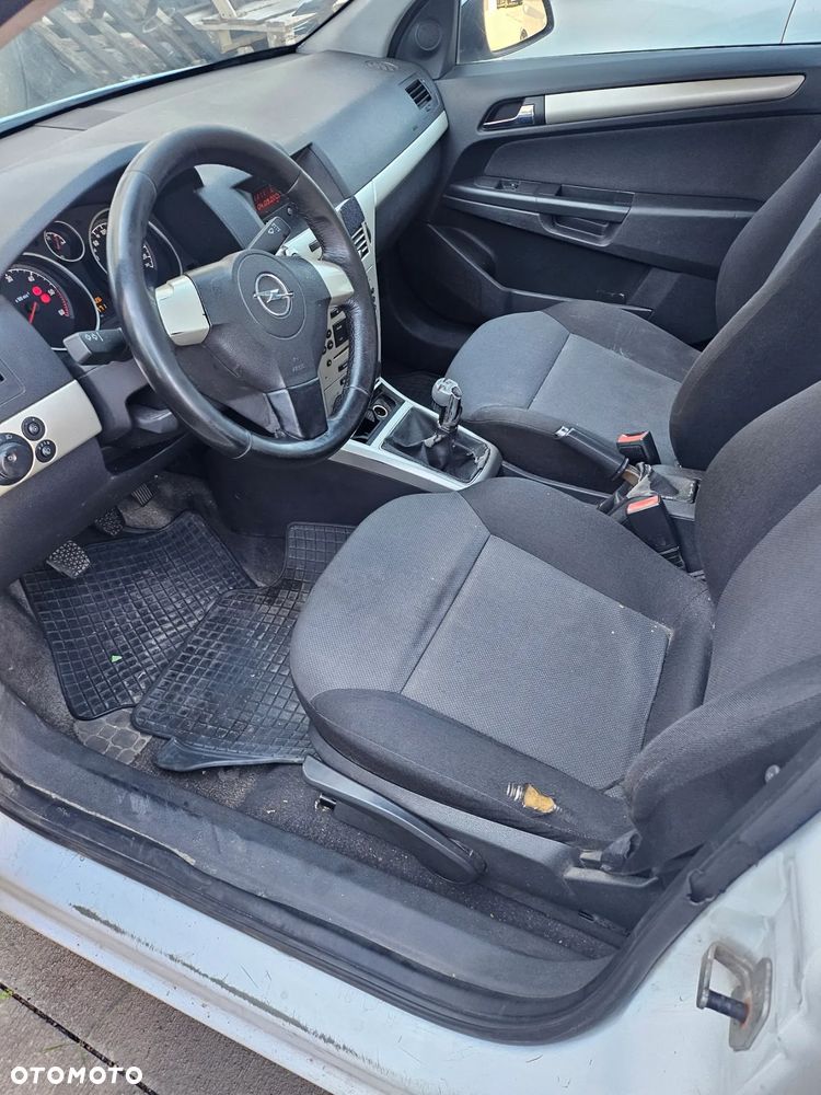 Opel Astra 1.7 CDTI - 8