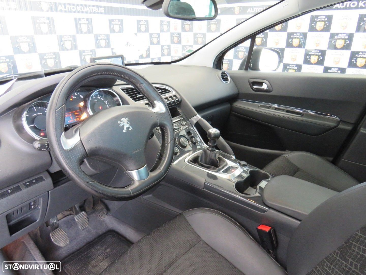 Peugeot 3008 1.6 BlueHDi Access - 25