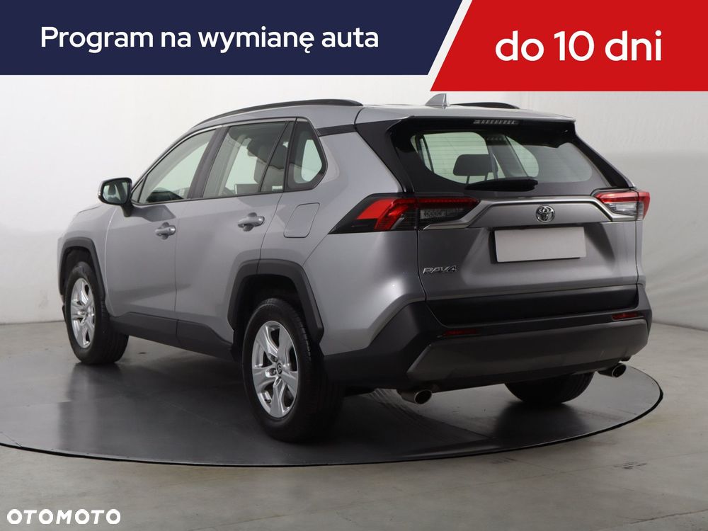 Toyota RAV4 - 6