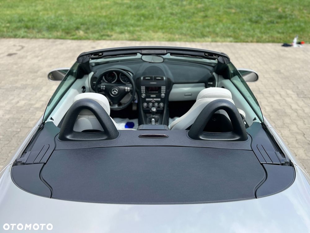 Mercedes-Benz SLK - 11