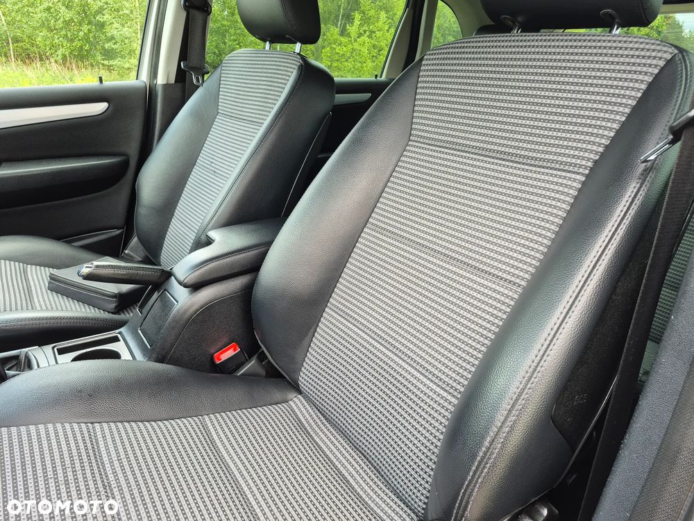 Mercedes-Benz Klasa B 180 BlueEFFICIENCY SPORT EDITION - 28
