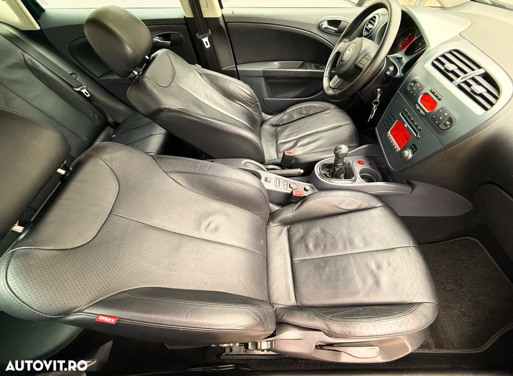 Seat Leon 2.0 TDI DPF Style - 20