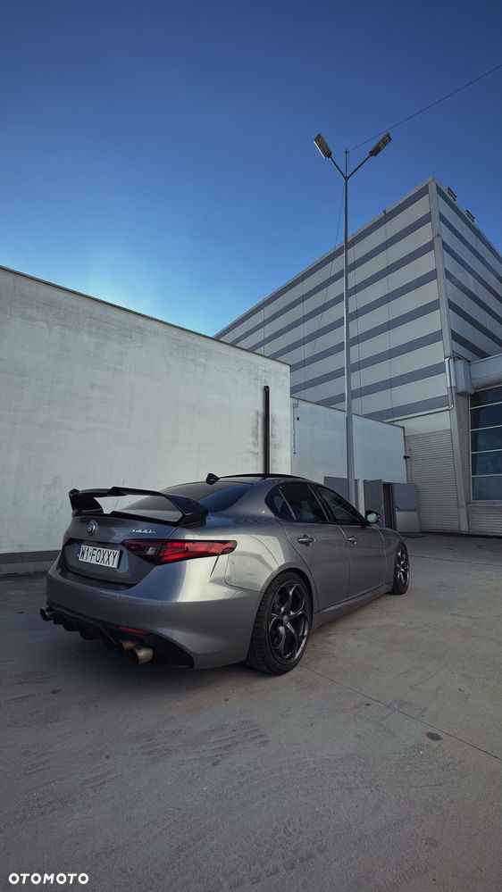 Alfa Romeo Giulia - 3