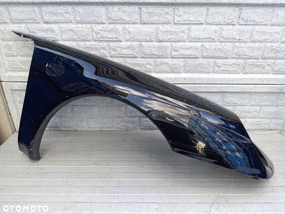 PORSCHE CARRERA 911 993 BŁOTNIK PRAWY PRZEDNI