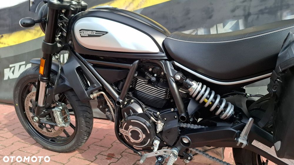 Ducati Scrambler - 13