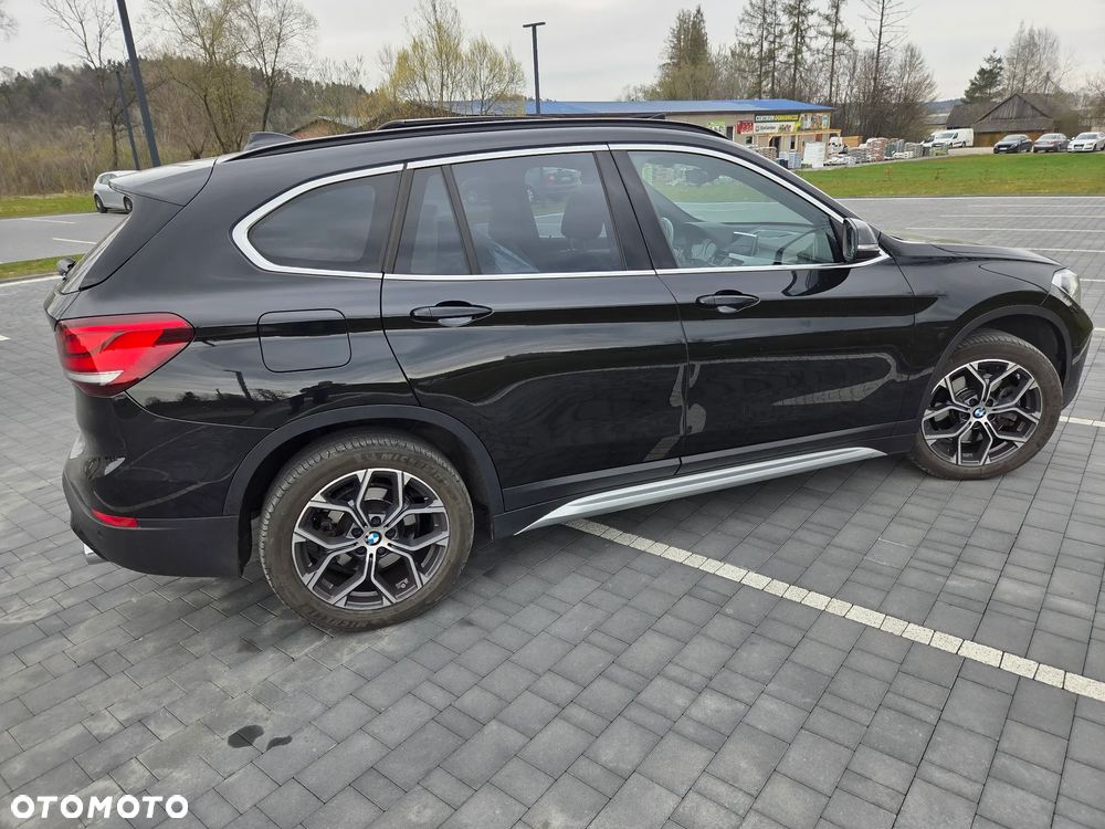 BMW X1 xDrive20i - 8