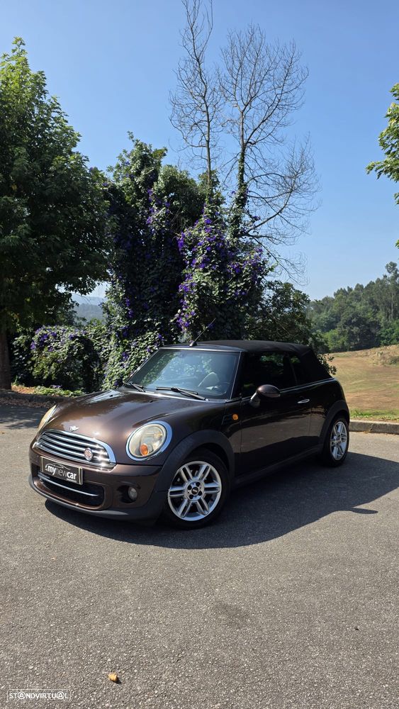 MINI Cabrio Cooper D - 4