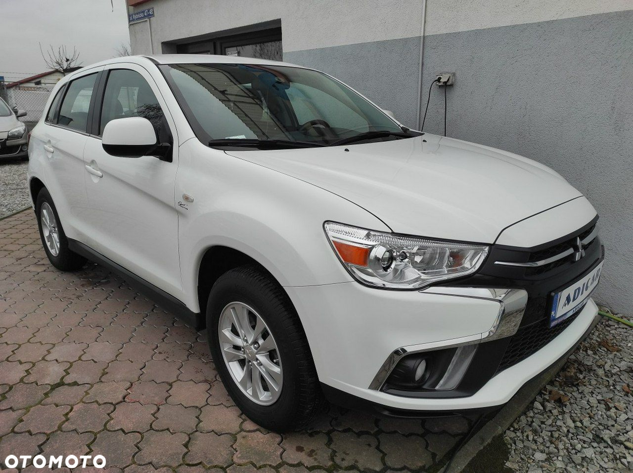 Mitsubishi ASX - 8