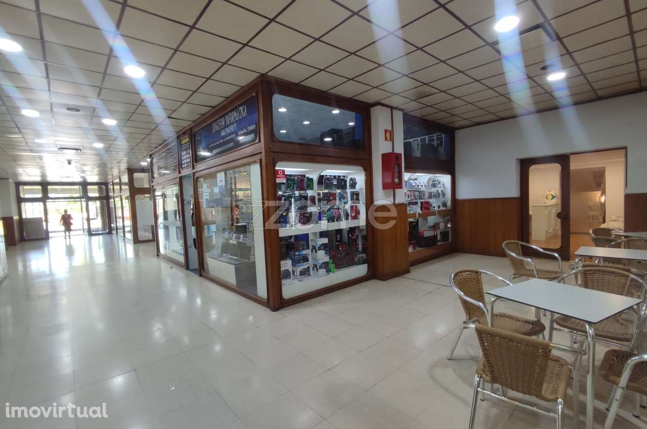 Cafetaria Centro Comercial Venepor, Maia - Grande imagem: 3/12