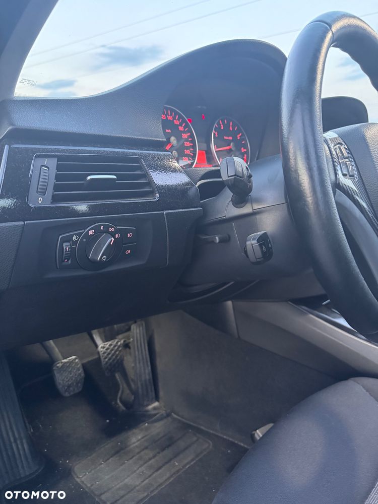 BMW Seria 3 - 17