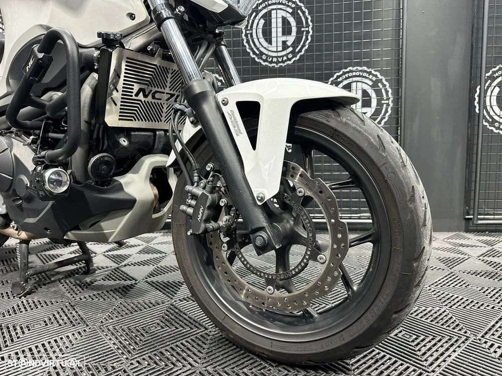 Honda NC700S - 7