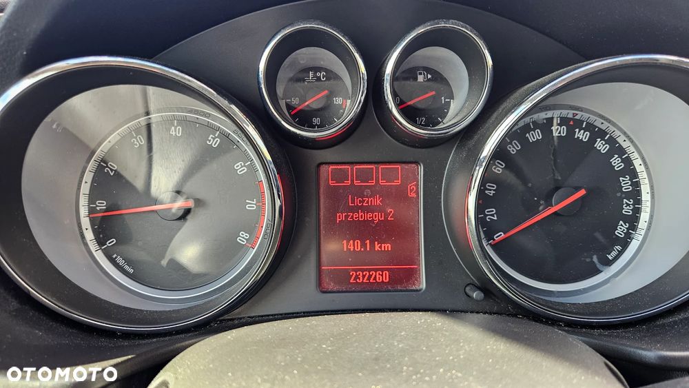 Opel Insignia 1.8 Sport - 10