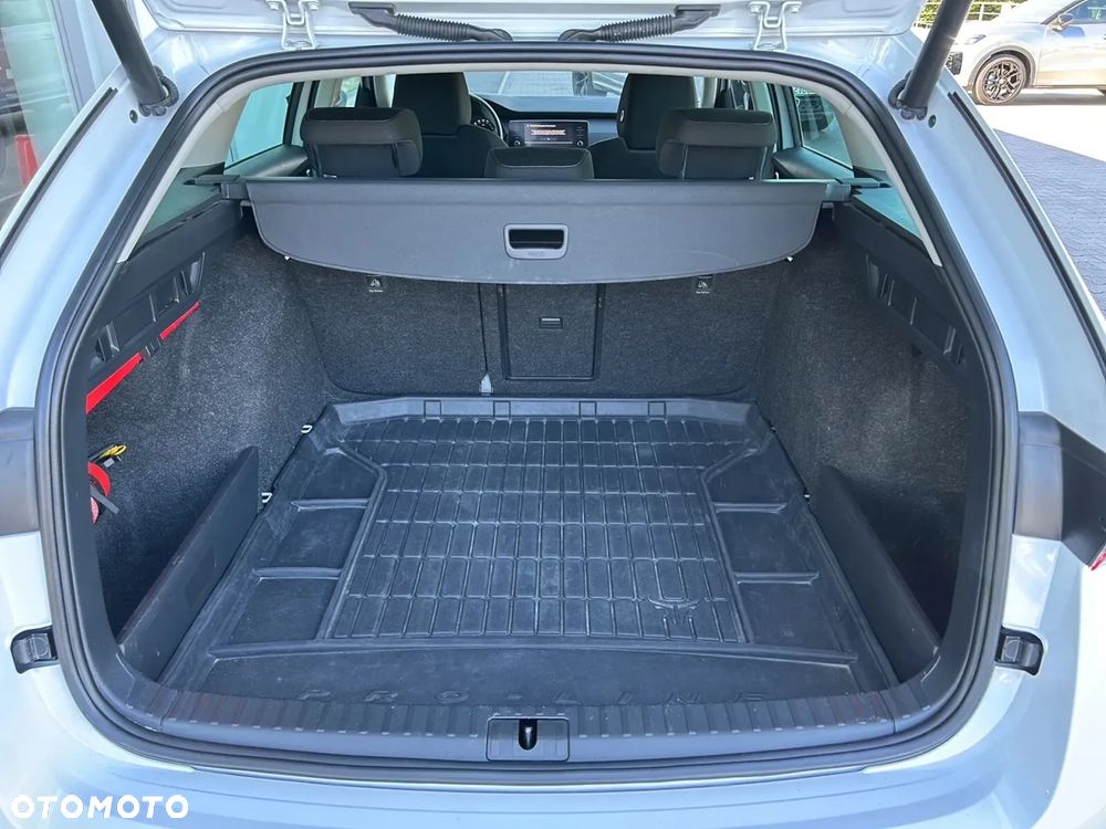 Skoda Octavia 1.5 TSI e-Tec Ambition DSG - 10