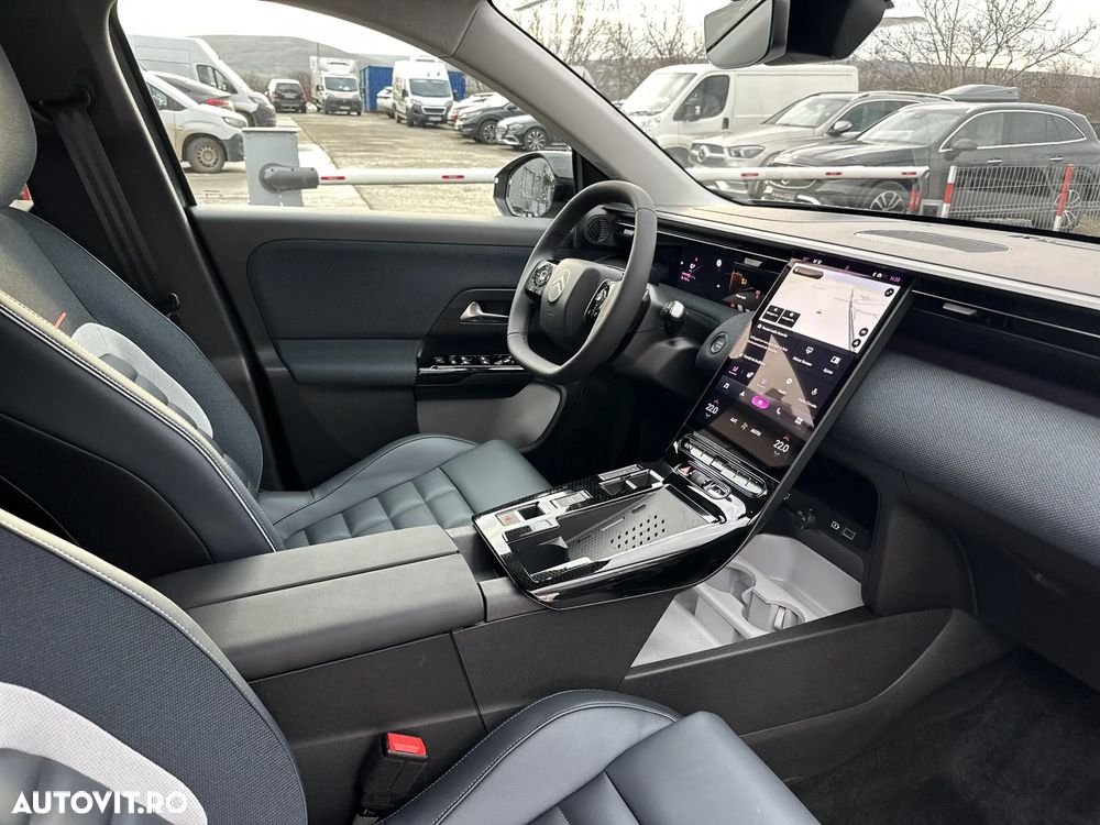 Citroën C5 Aircross 1.2 MHEV 136 eDCT6 MAX - 12