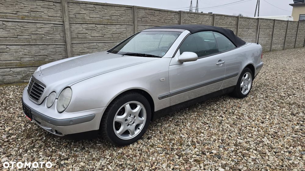 Mercedes-Benz CLK - 2