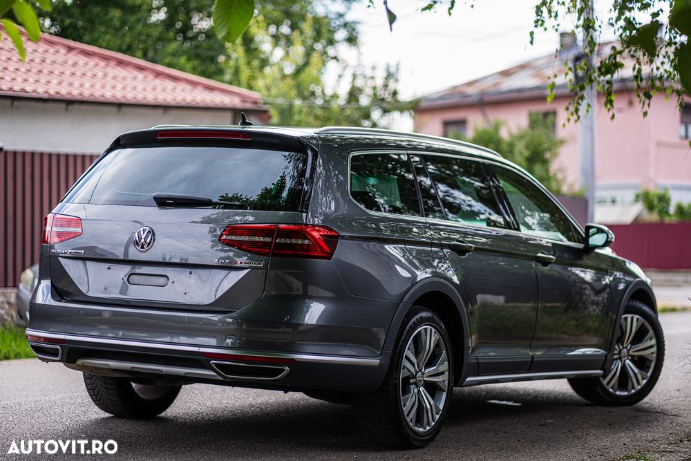 Volkswagen Passat Alltrack 2.0 TDI DSG 4Motion - 2