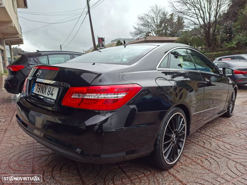 Mercedes-Benz E 250 BlueEFFICIENCY 7G-TRONIC Avantgarde - 7