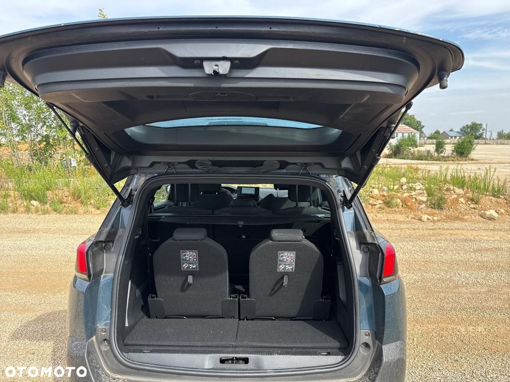Peugeot 5008 2023 photo 4