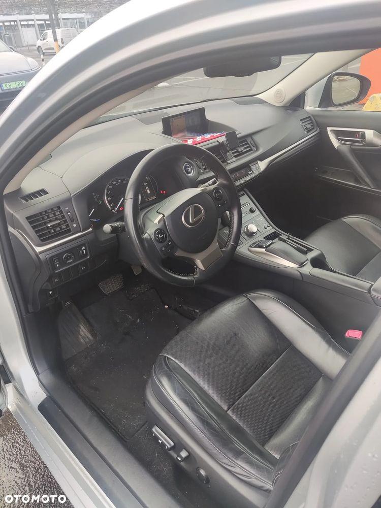 Lexus CT Luxury Line - 2