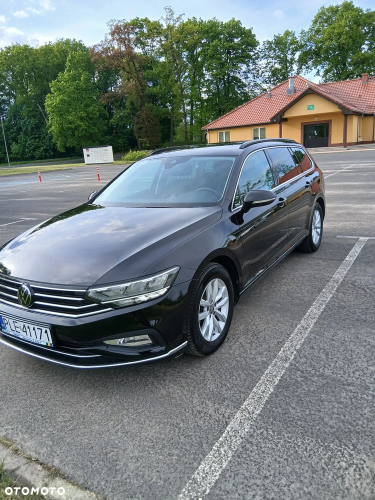 Volkswagen Passat 2.0 TDI SCR DSG Conceptline - 10