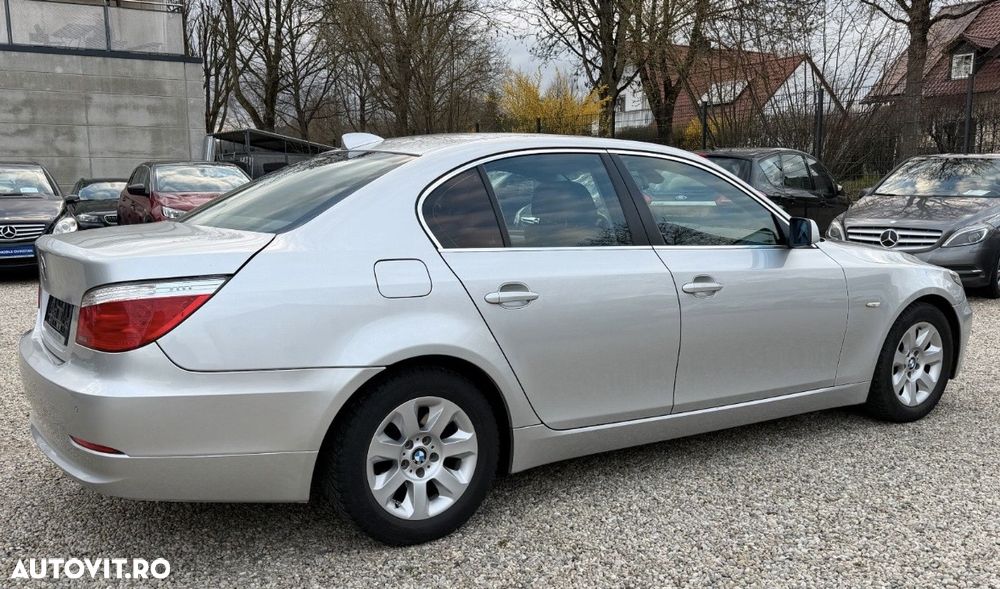 BMW Seria 5 520d Aut. Edition Exclusive - 3