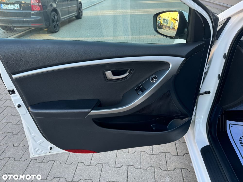 Hyundai i30 1.4 Premium - 15