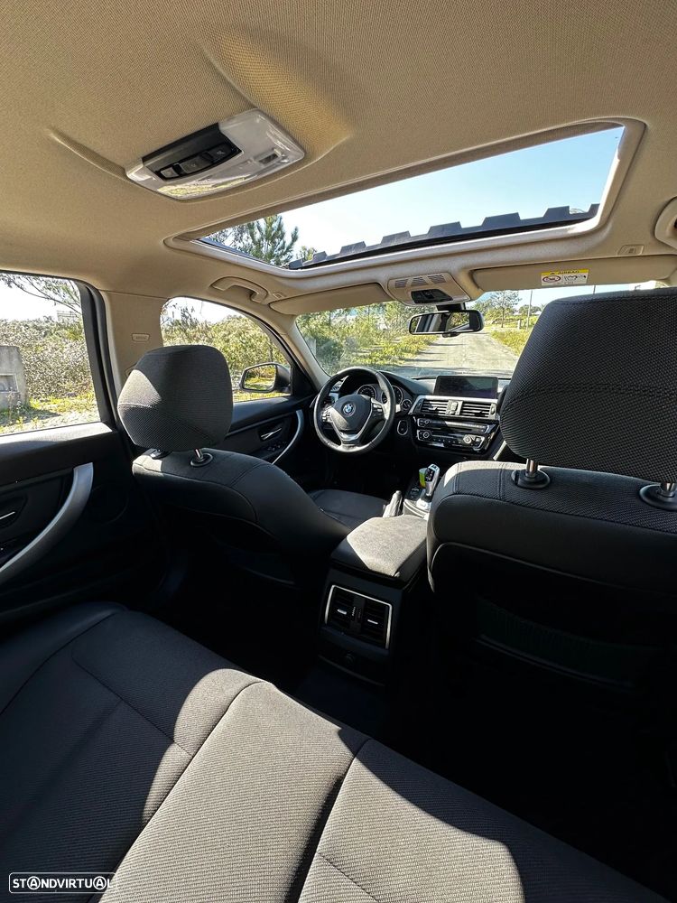 BMW 330 e iPerformance - 17