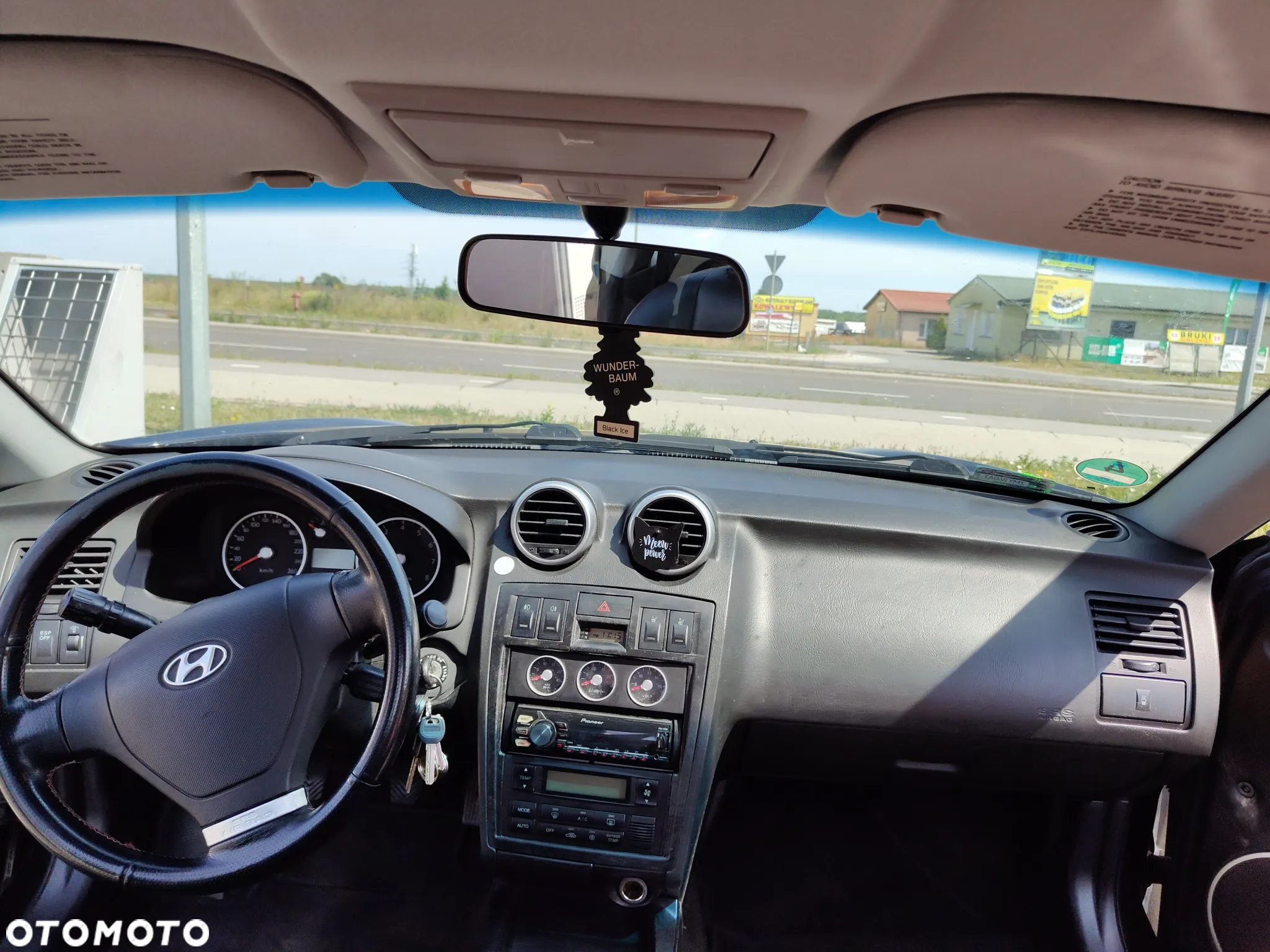 Hyundai Coupe 2.0 Middle - 30