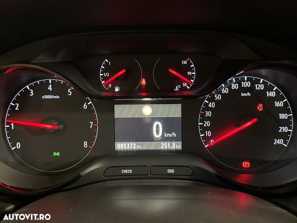 Opel Grandland X - 11