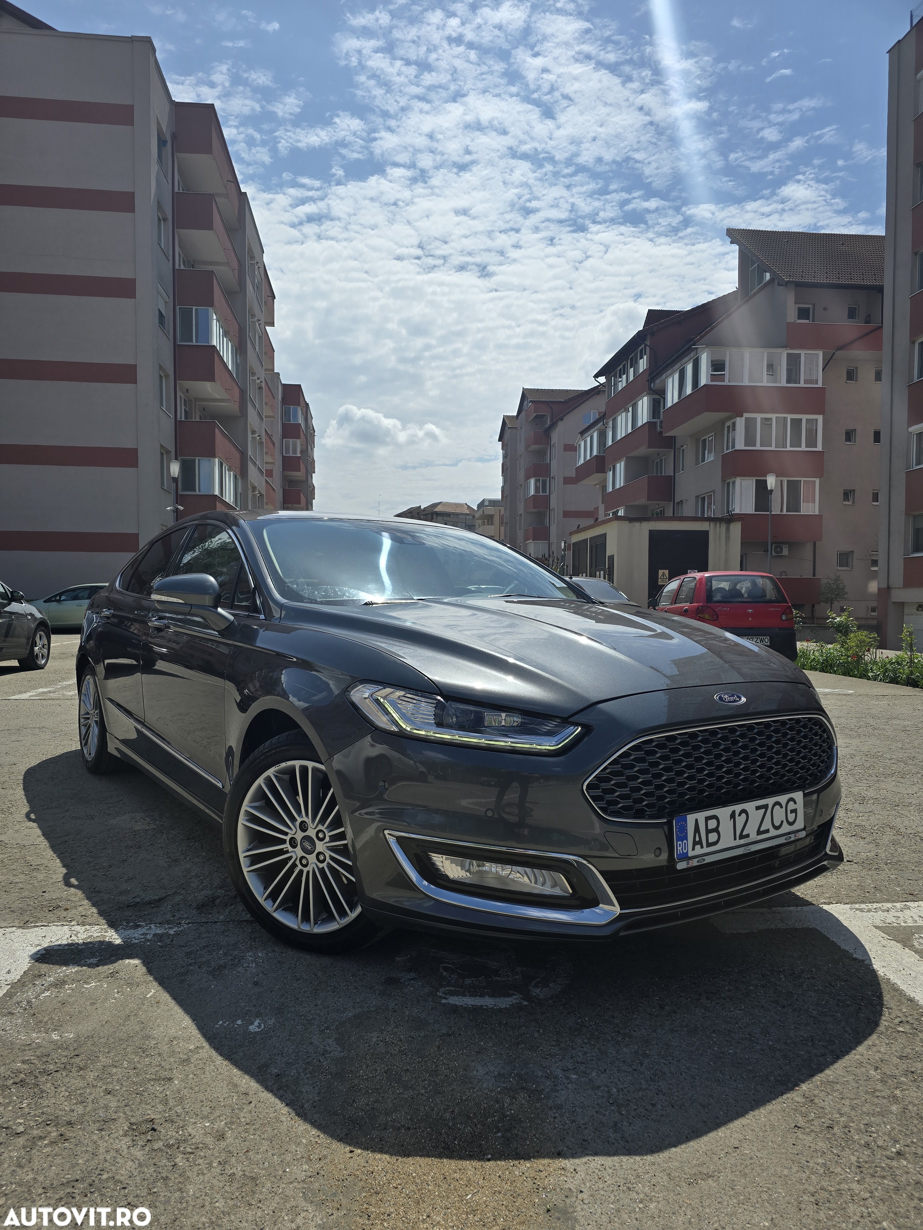 Ford Mondeo - 2