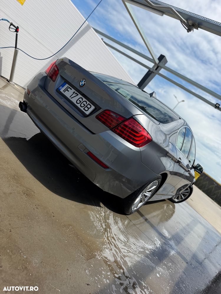 BMW Seria 5 520d Aut. - 6