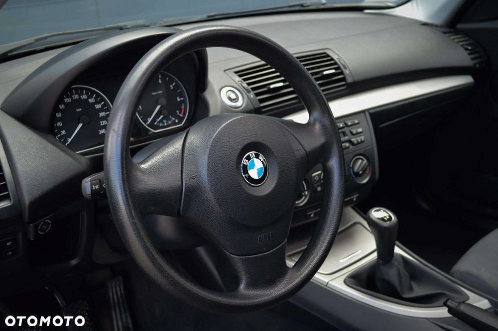 BMW Seria 1 - 11