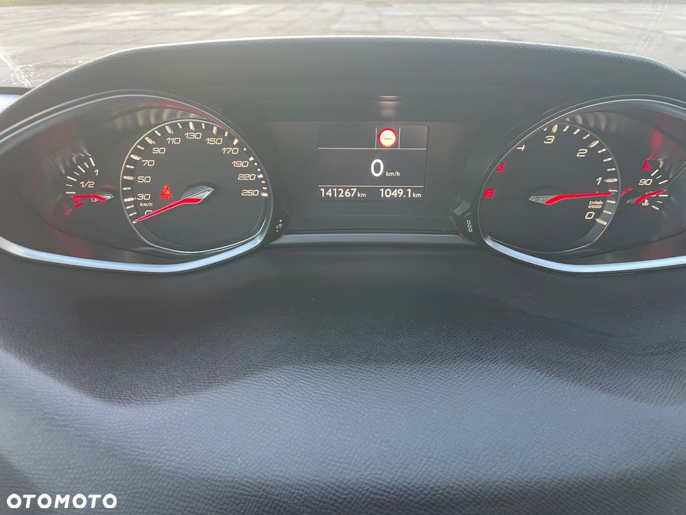 Peugeot 308 BlueHDi 130 Stop & Start Allure - 13