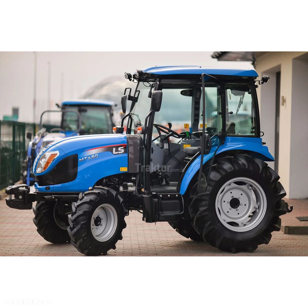 LS Traktor MT3.60 HST 4x4 - 57 KM / CAB - 8