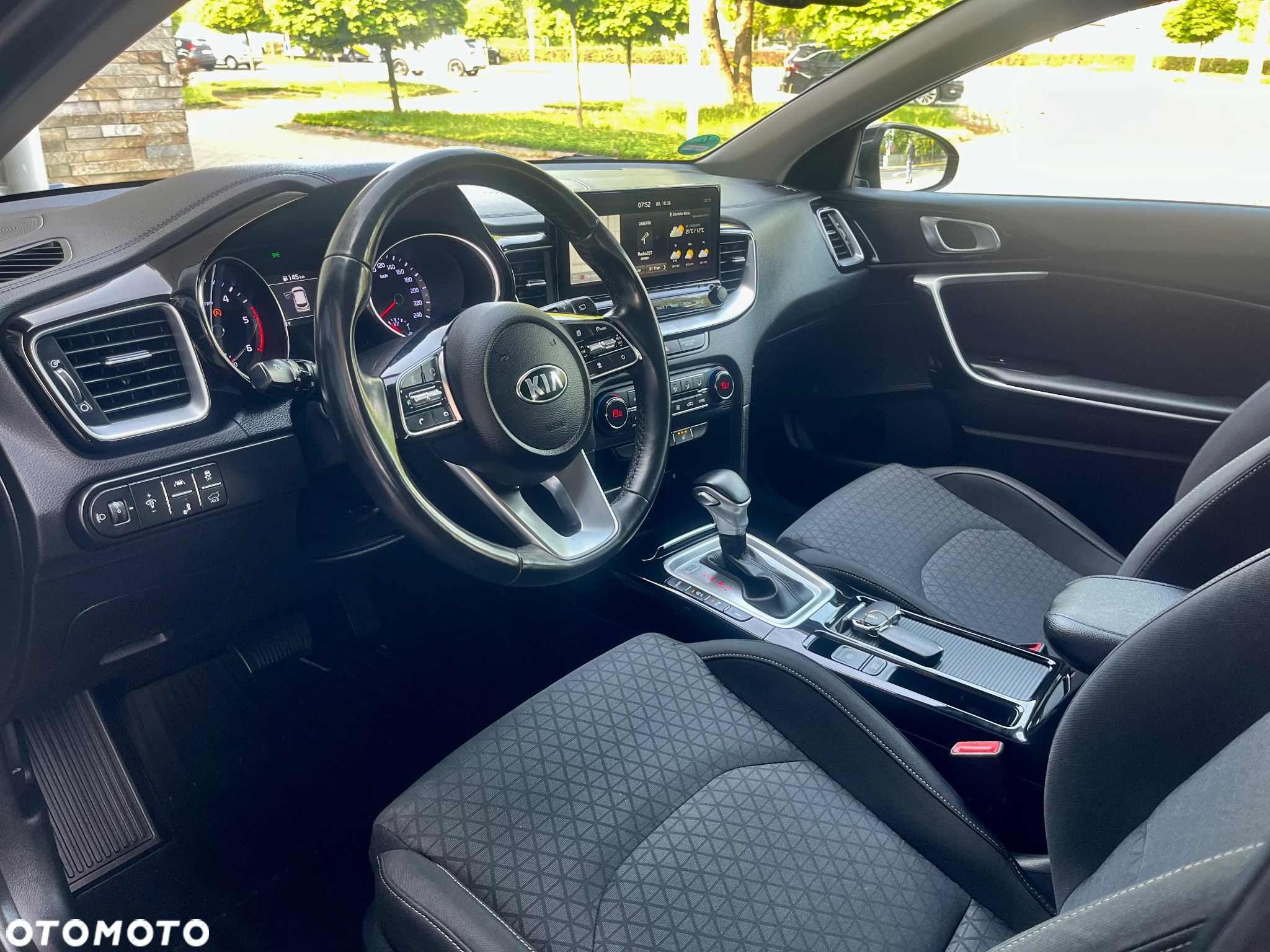 Kia Ceed SW 1.6 CRDi DCT Spirit - 28