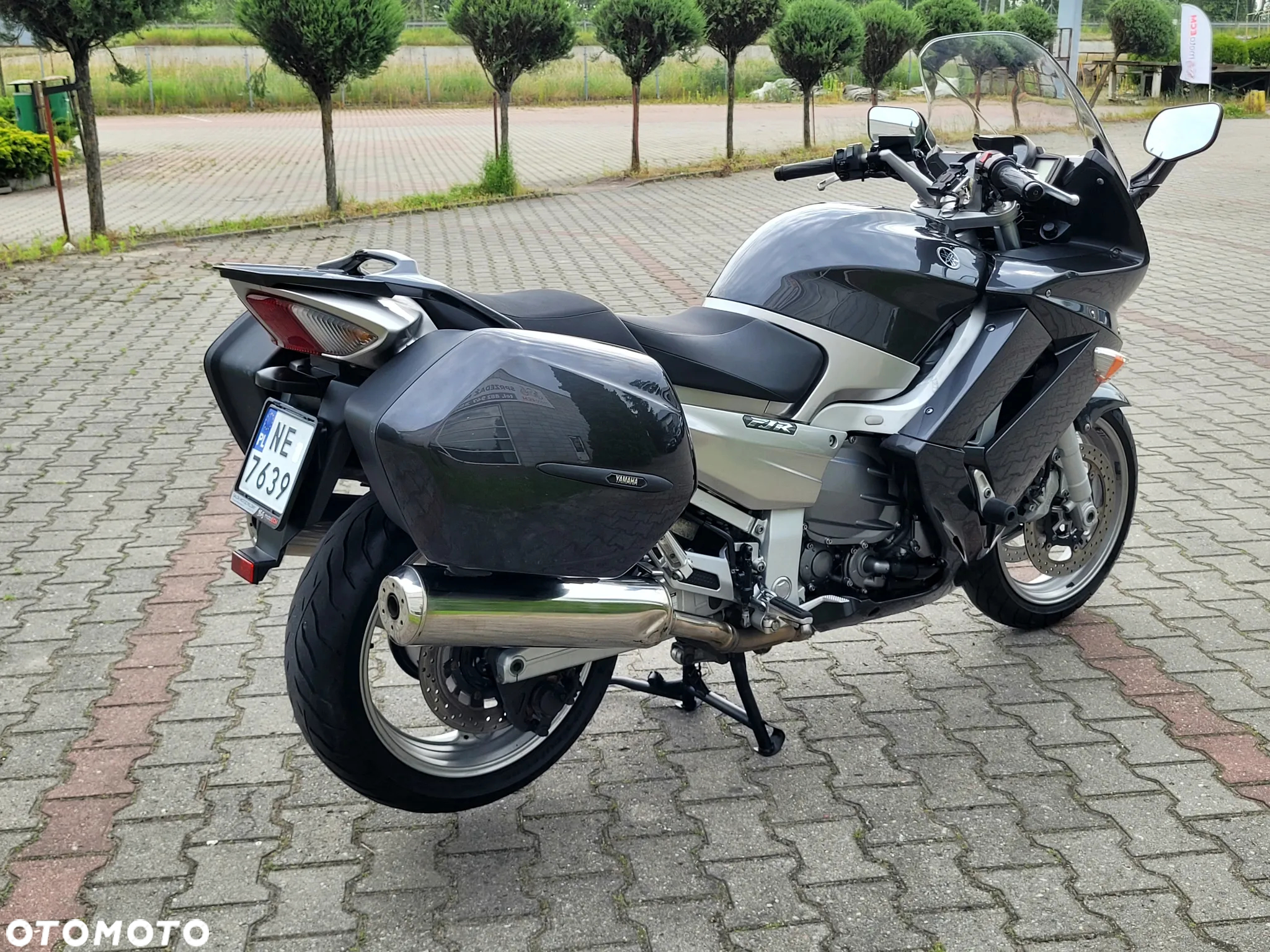 Yamaha FJR - 21