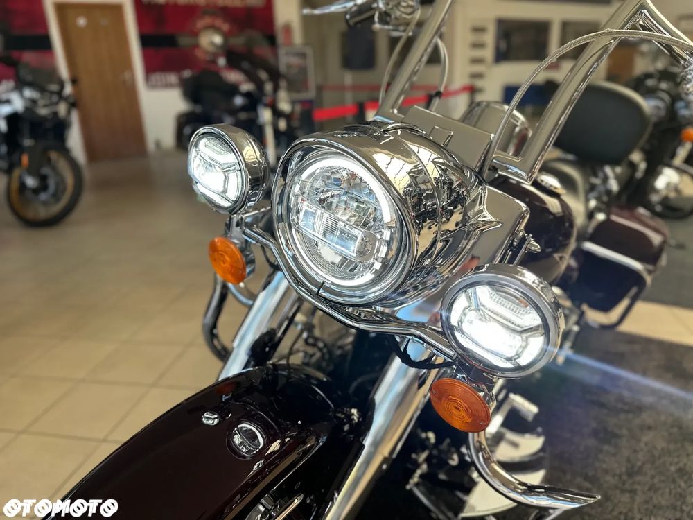 Harley-Davidson Touring Road King - 18