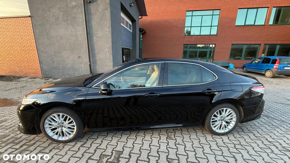 Toyota Camry 2.5 Hybrid Executive CVT - 9