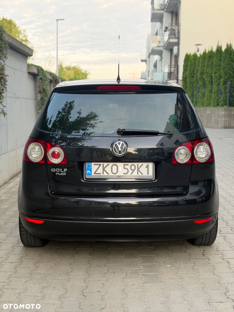 Volkswagen Golf Plus 1.6 Trendline - 12