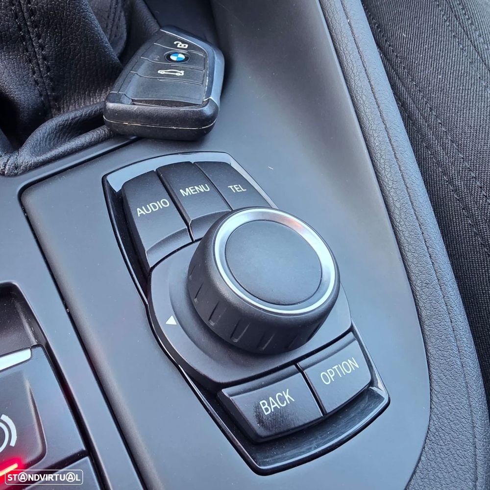 BMW X1 20 d sDrive Auto Advantage - 29